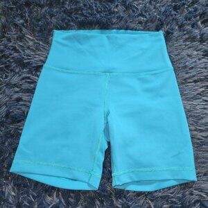 Lululemon turquoise high waisted wunder train shorts size 6